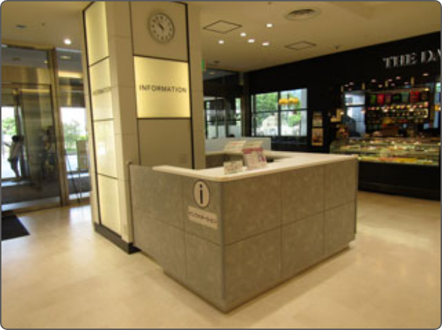 イメージ:1F 入り口正面