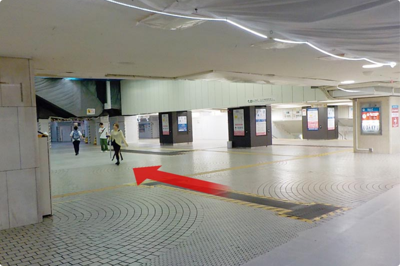 新宿駅からの案内図❶