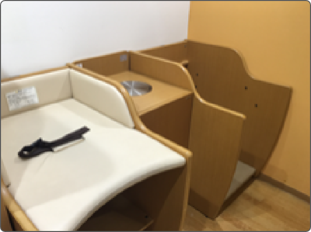 イメージ：ベビールーム　（おむつ替えスペース）