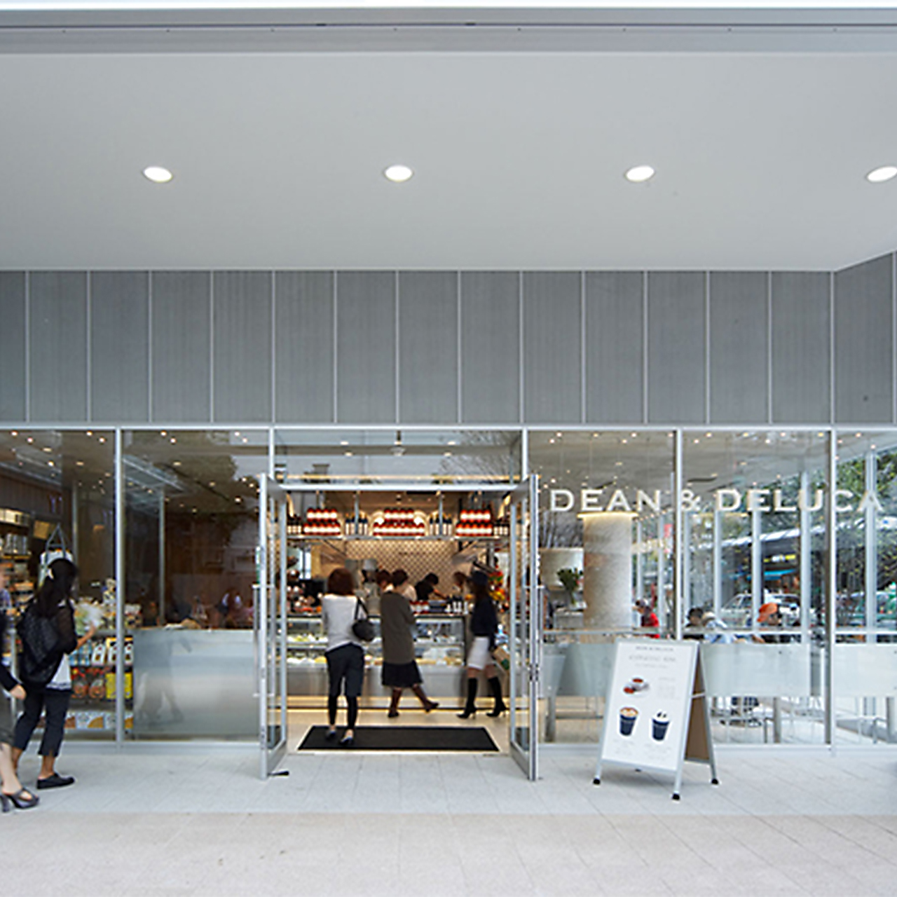 DEAN & DELUCA カフェ 成城